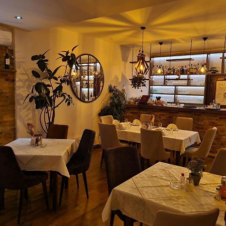 Garni Hotel Vir Врнячка-Баня Екстер'єр фото