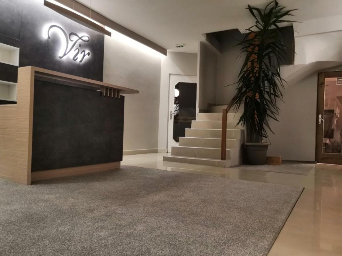 Garni Hotel Vir Врнячка-Баня Екстер'єр фото
