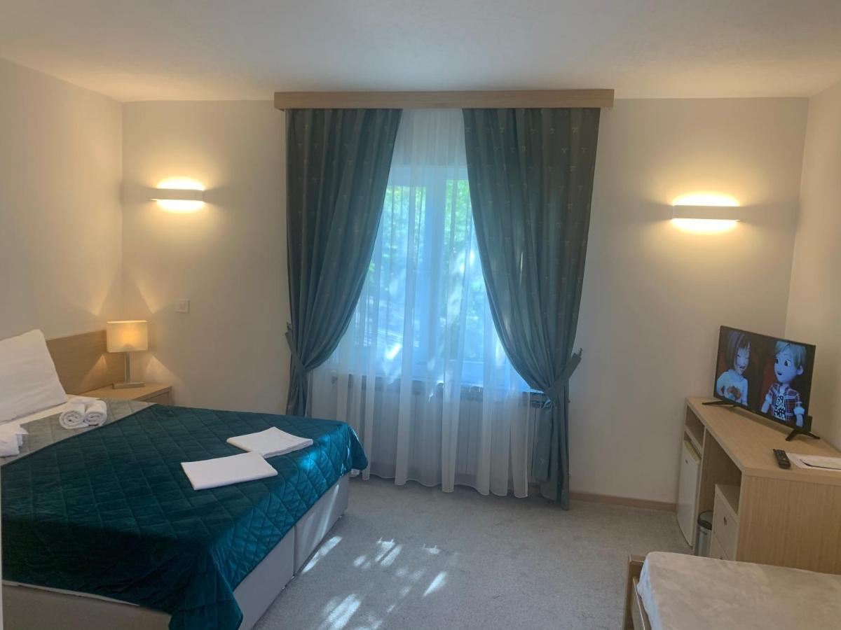 Garni Hotel Vir Врнячка-Баня Екстер'єр фото