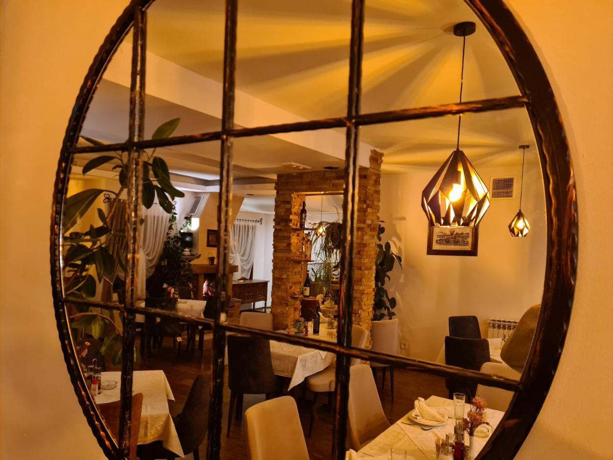 Garni Hotel Vir Врнячка-Баня Екстер'єр фото