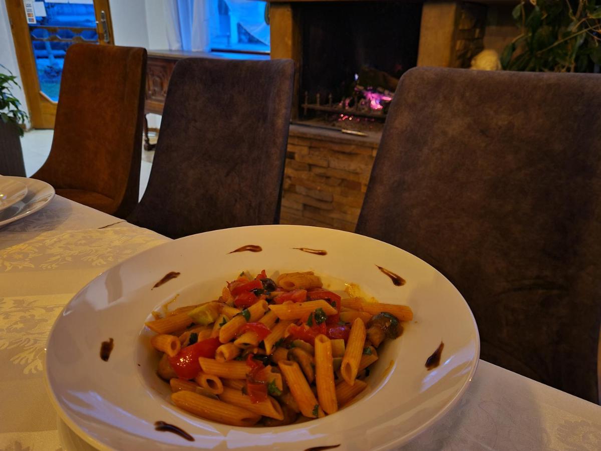 Garni Hotel Vir Врнячка-Баня Екстер'єр фото