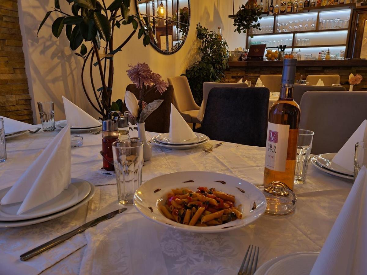 Garni Hotel Vir Врнячка-Баня Екстер'єр фото