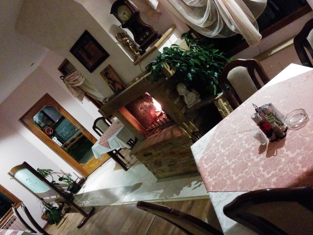 Garni Hotel Vir Врнячка-Баня Екстер'єр фото