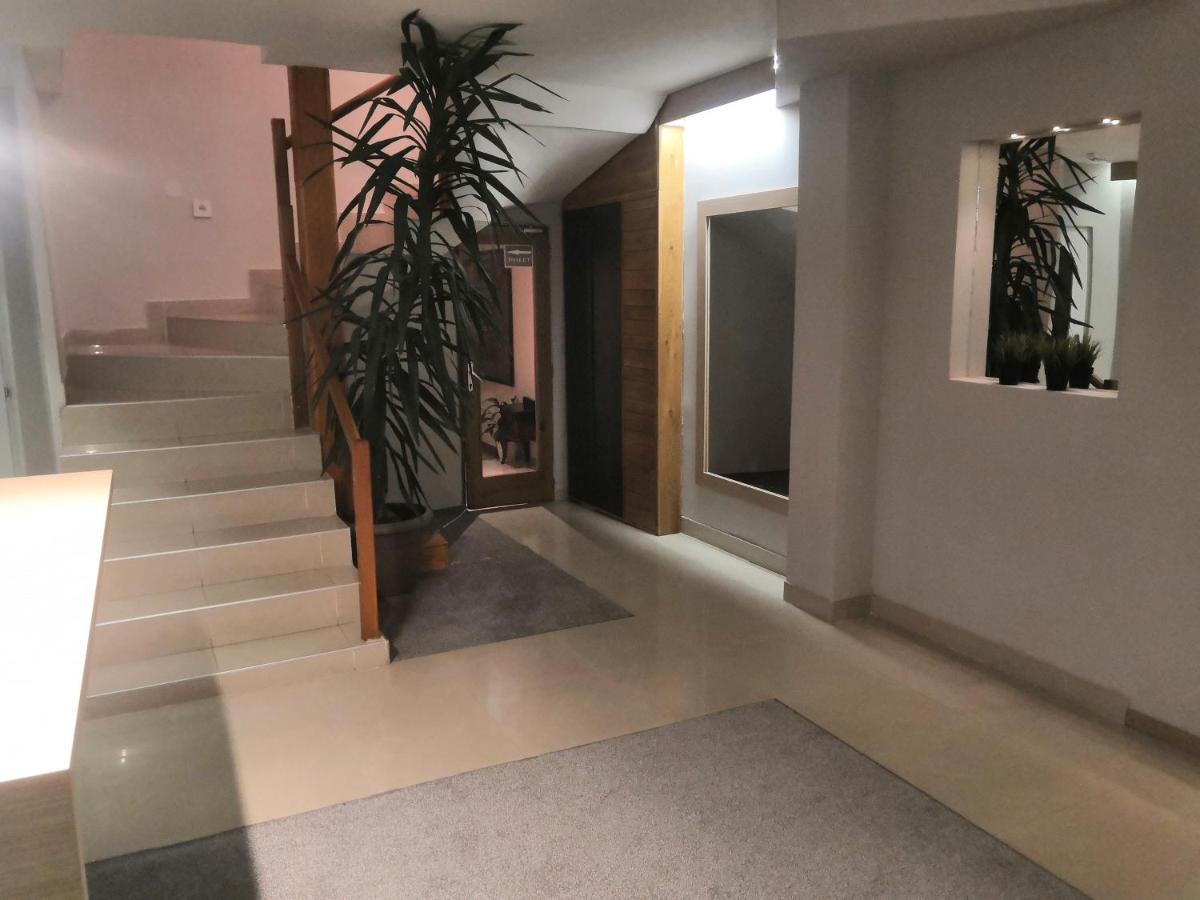 Garni Hotel Vir Врнячка-Баня Екстер'єр фото