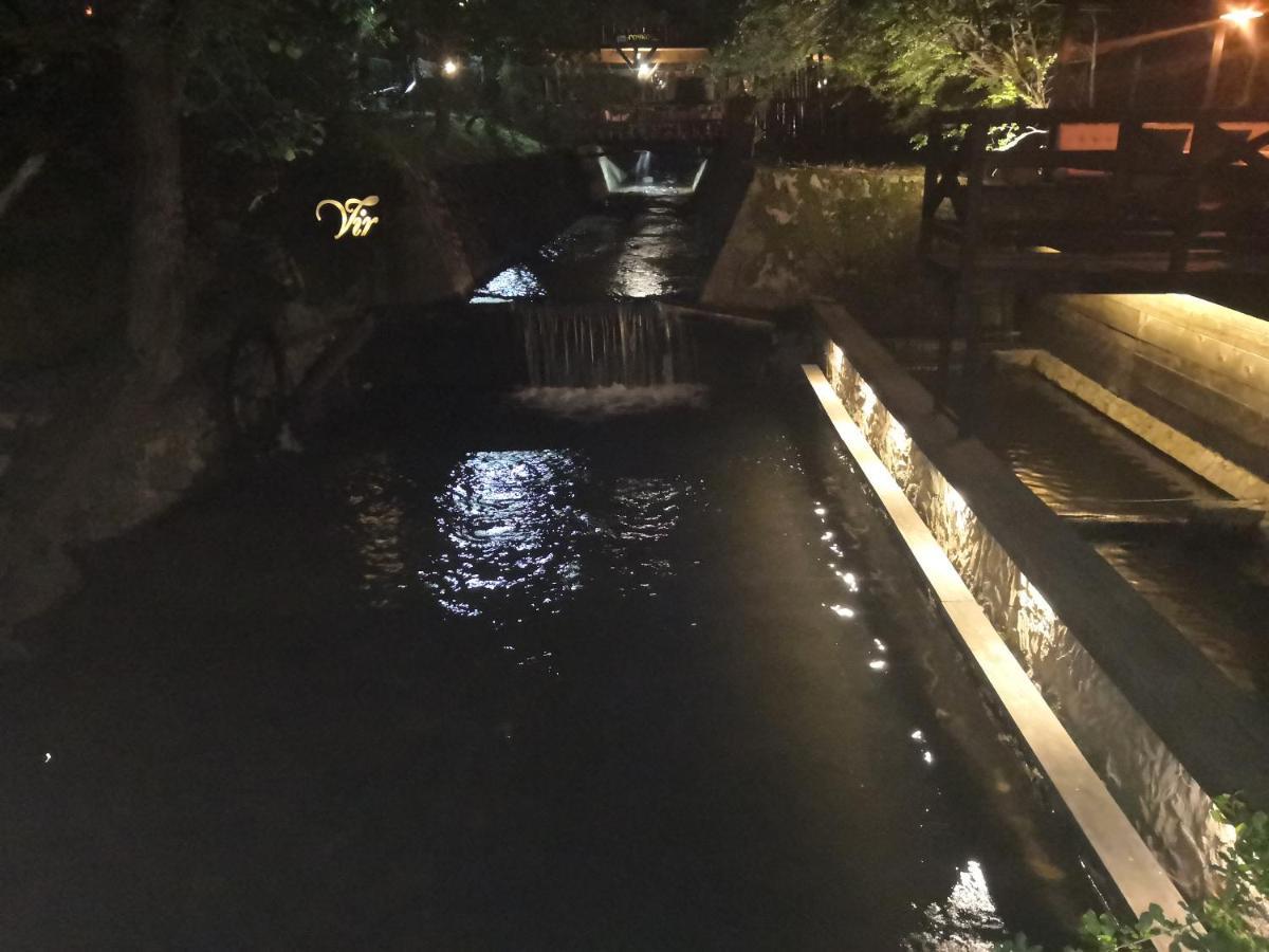 Garni Hotel Vir Врнячка-Баня Екстер'єр фото